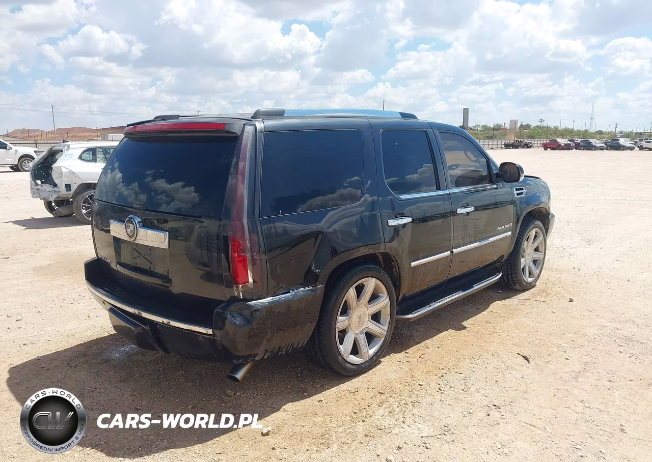 2007 Cadillac Escalade Standard VIN:1GYFK63847R128024 - 4