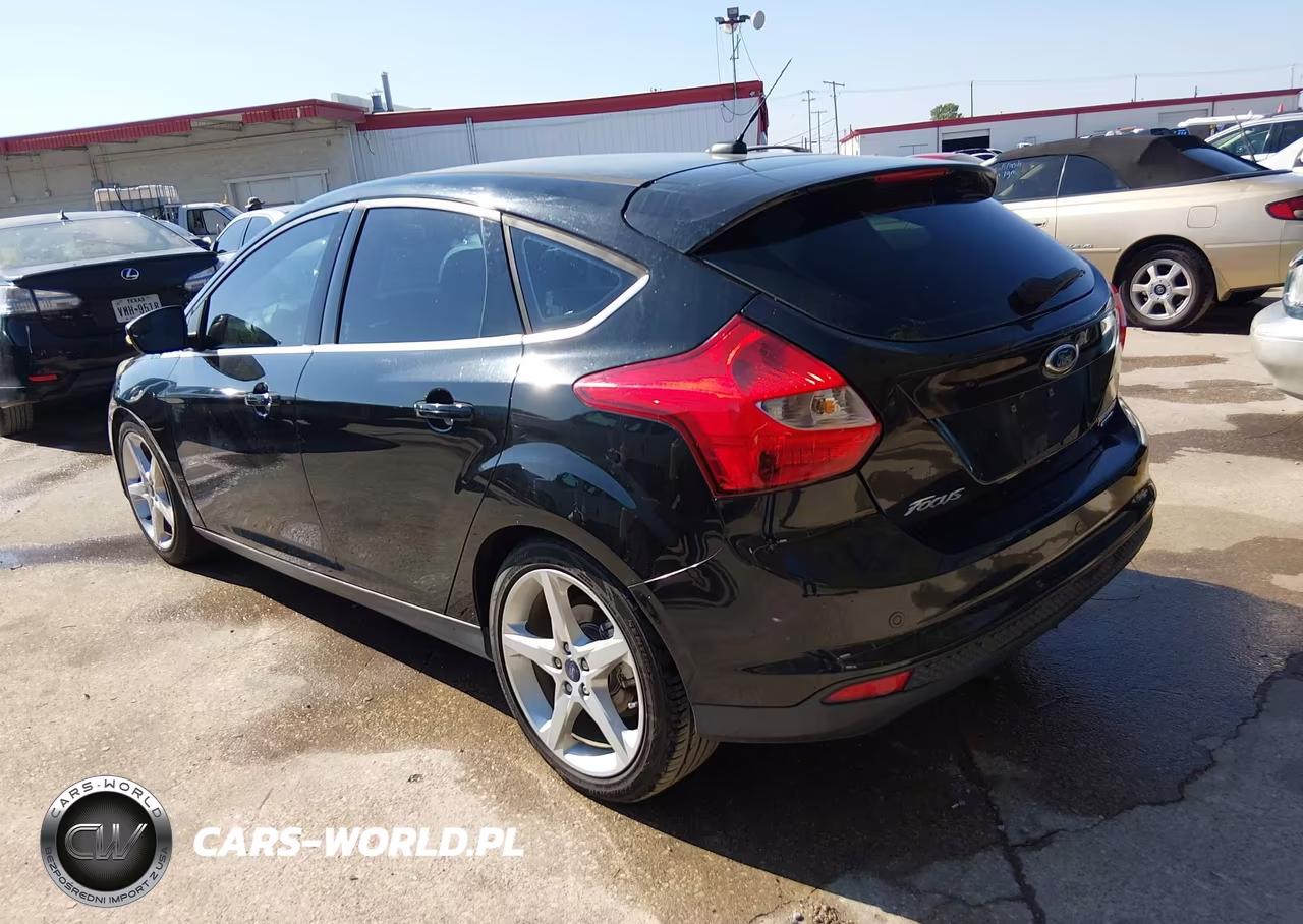 2014 Ford Focus VIN:1FADP3N26EL340757 - 3