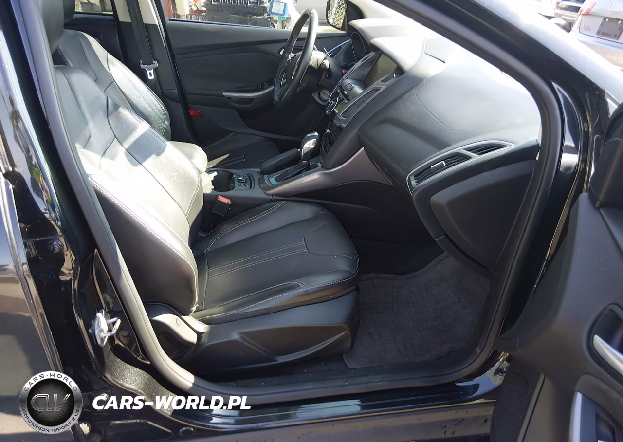 2014 Ford Focus VIN:1FADP3N26EL340757 - 5