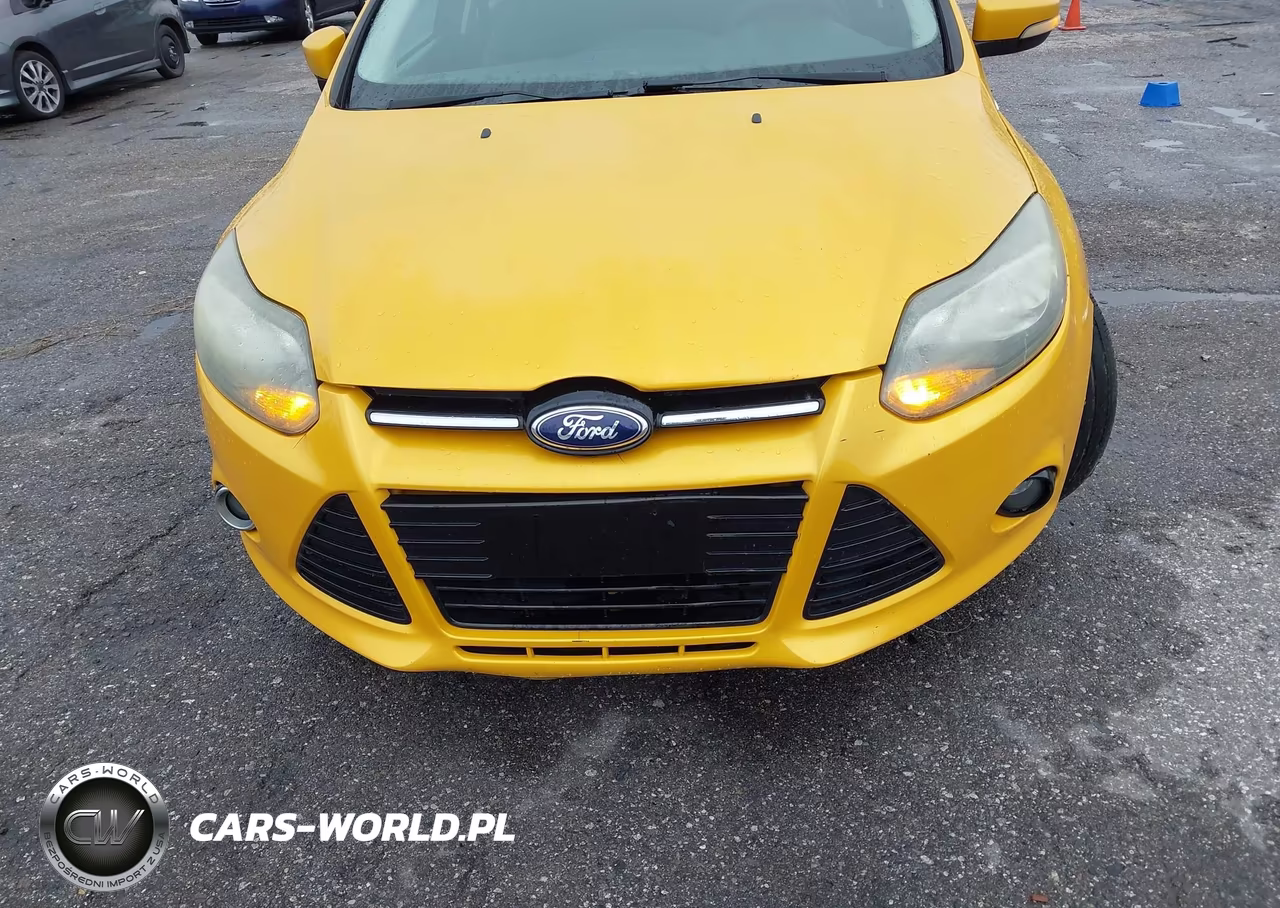 2012 Ford Focus Titanium VIN:1FAHP3N29CL368308 - 6