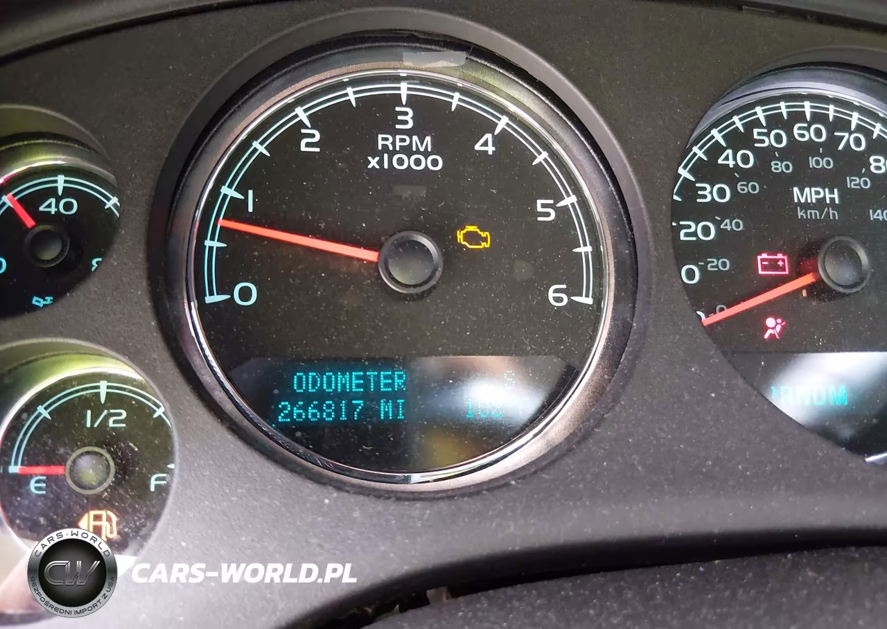 2013 Chevrolet Tahoe Ls VIN:1GNSCAE0XDR375269 - 15