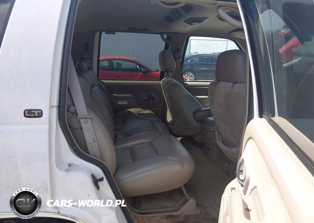1998 Chevrolet Tahoe Ls VIN:1GNEC13R2WJ317706 - 8