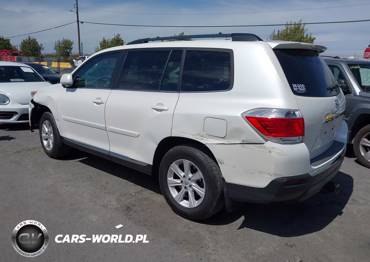 2013 Toyota Highlander Se V6 VIN:5TDBK3EH5DS229635 - 3