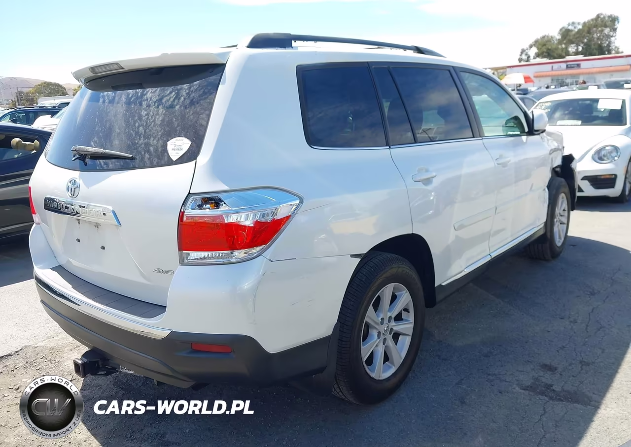 2013 Toyota Highlander Se V6 VIN:5TDBK3EH5DS229635 - 4