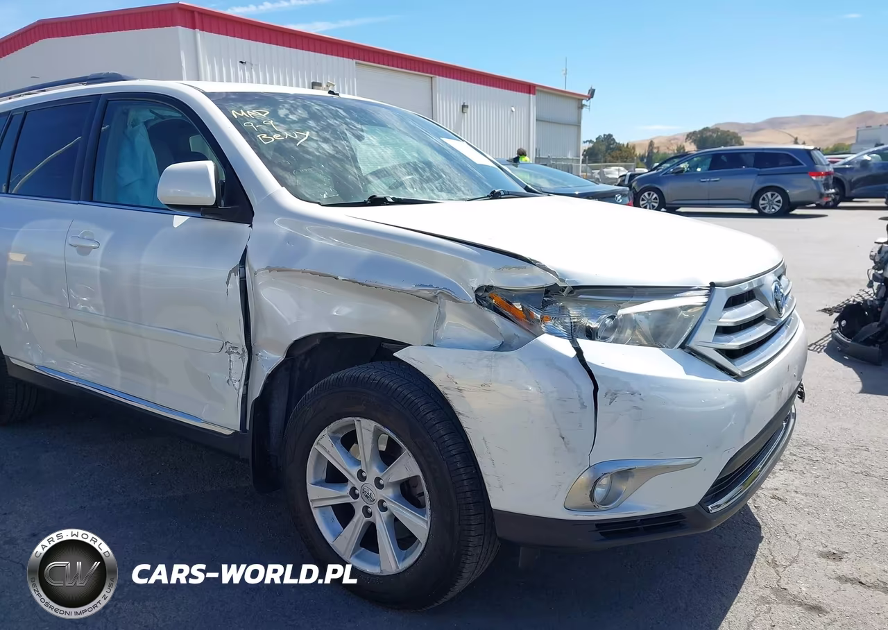 2013 Toyota Highlander Se V6 VIN:5TDBK3EH5DS229635 - 6