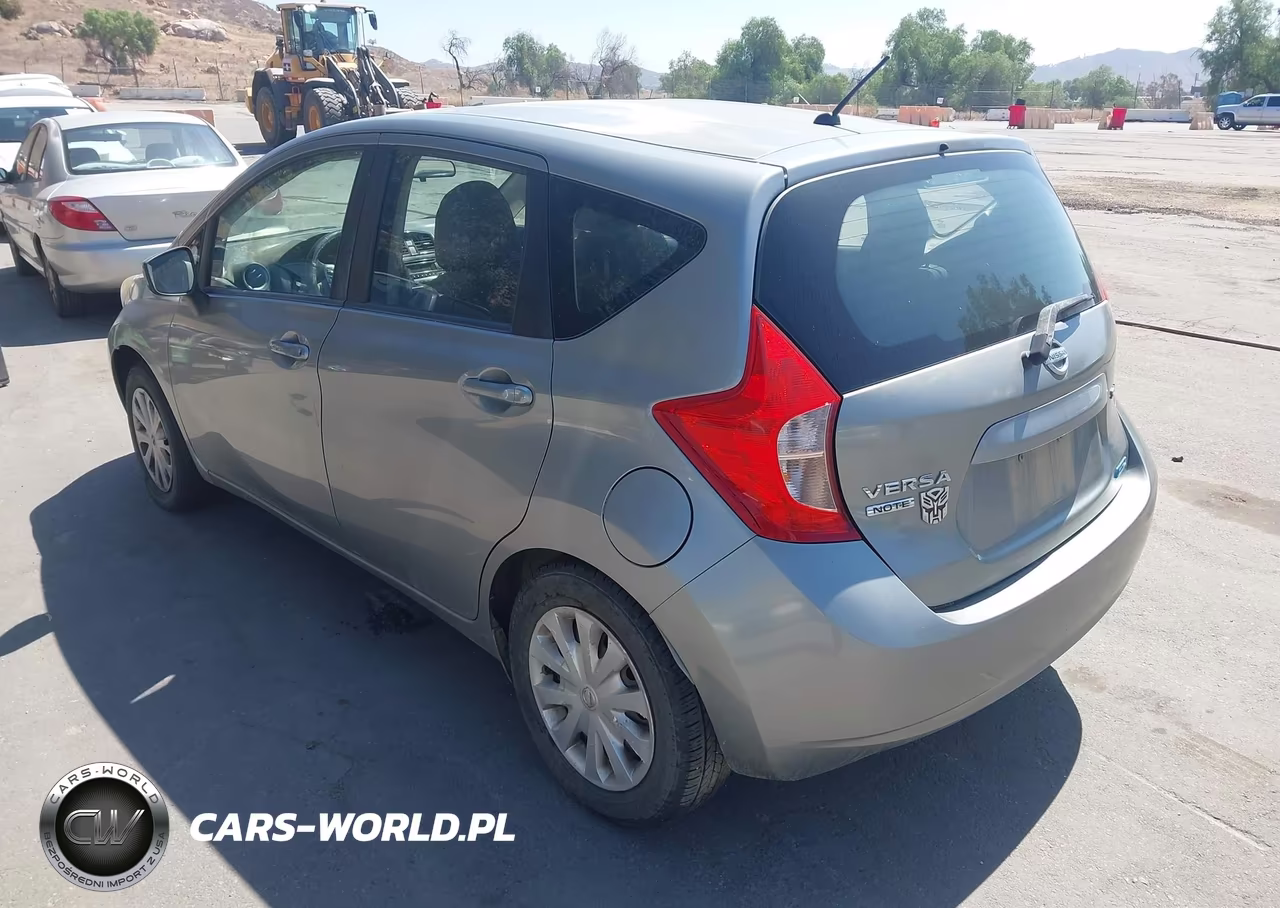 2015 Nissan Versa Note S (Sr)-S Plus-Sl-Sr-Sv VIN:3N1CE2CP8FL412782 - 3