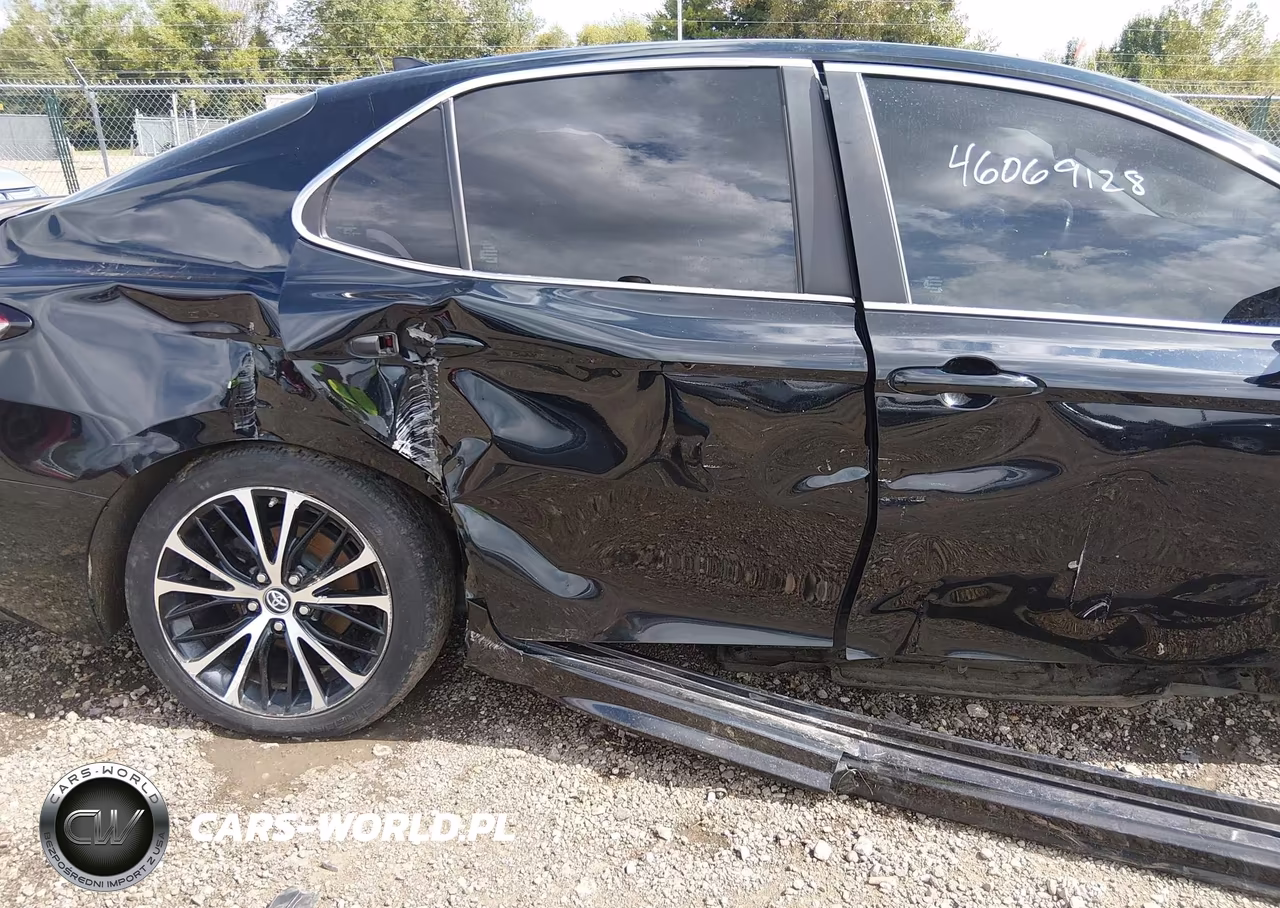 2019 Toyota Camry Se VIN:4T1B11HK2KU203612 - 18