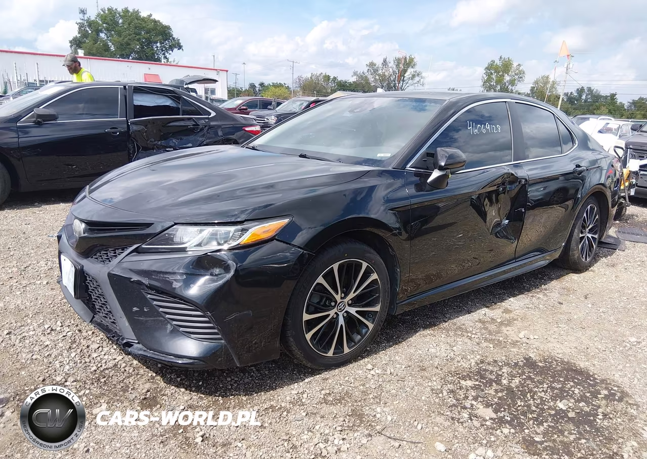 2019 Toyota Camry Se VIN:4T1B11HK2KU203612 - 2
