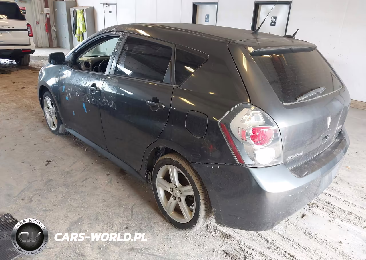 2010 Pontiac Vibe VIN:5Y2SP6E0XAZ417249 - 3
