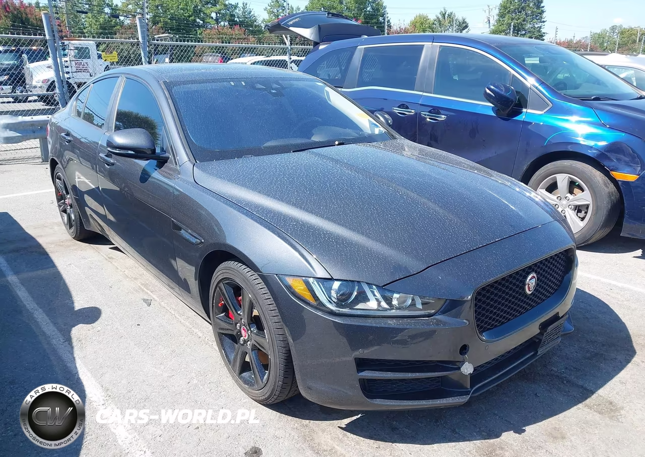 2017 Jaguar Xe 25T Premium