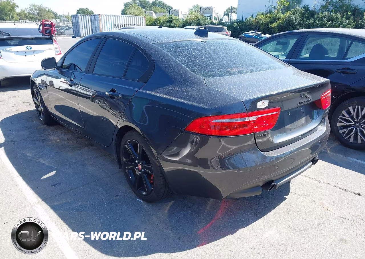 2017 Jaguar Xe 25T Premium VIN:SAJAD4BG9HA955560 - 3