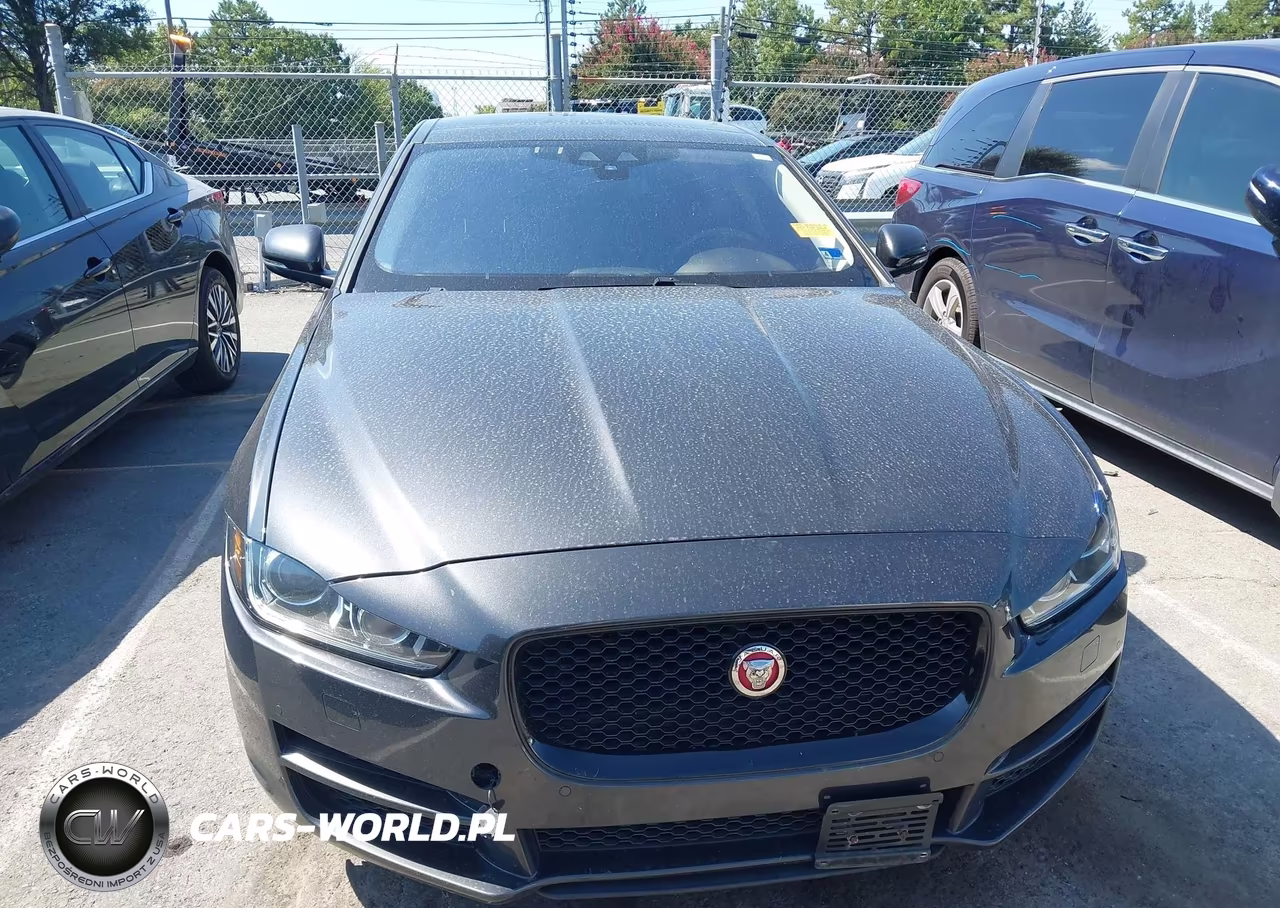 2017 Jaguar Xe 25T Premium VIN:SAJAD4BG9HA955560 - 6