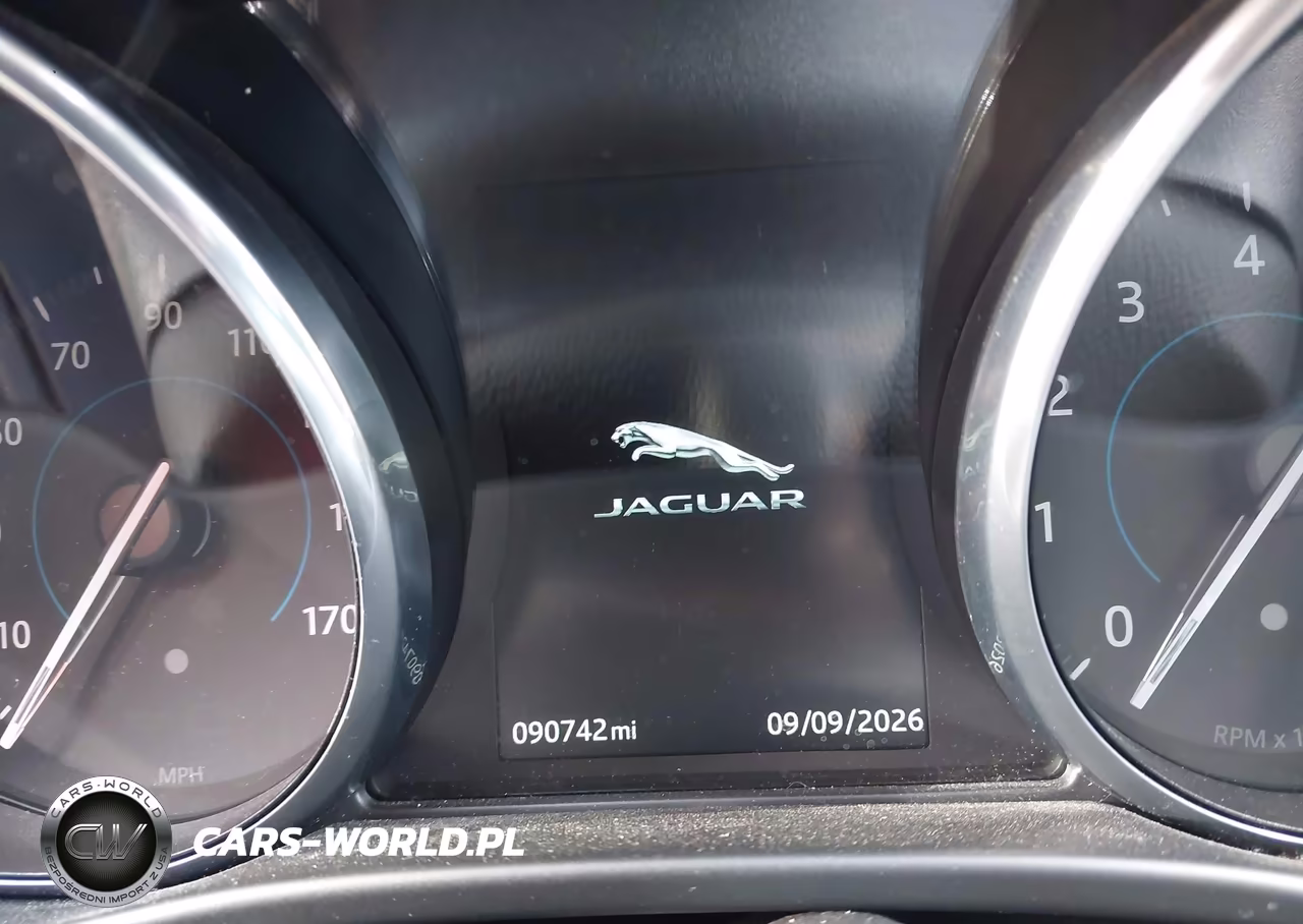 2017 Jaguar Xe 25T Premium VIN:SAJAD4BG9HA955560 - 7