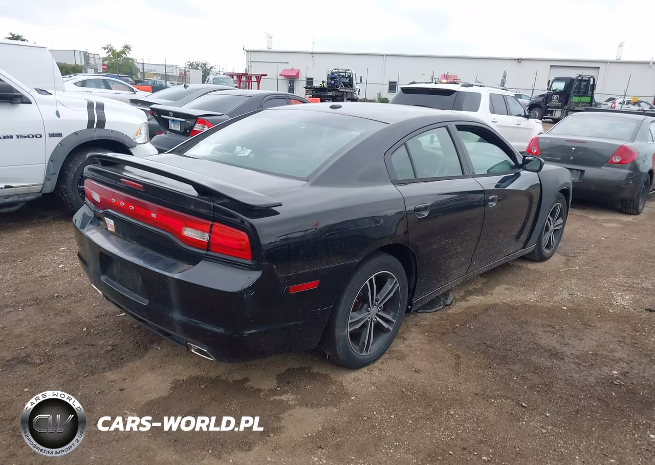 2013 Dodge Charger Sxt VIN:2C3CDXJG0DH613943 - 4