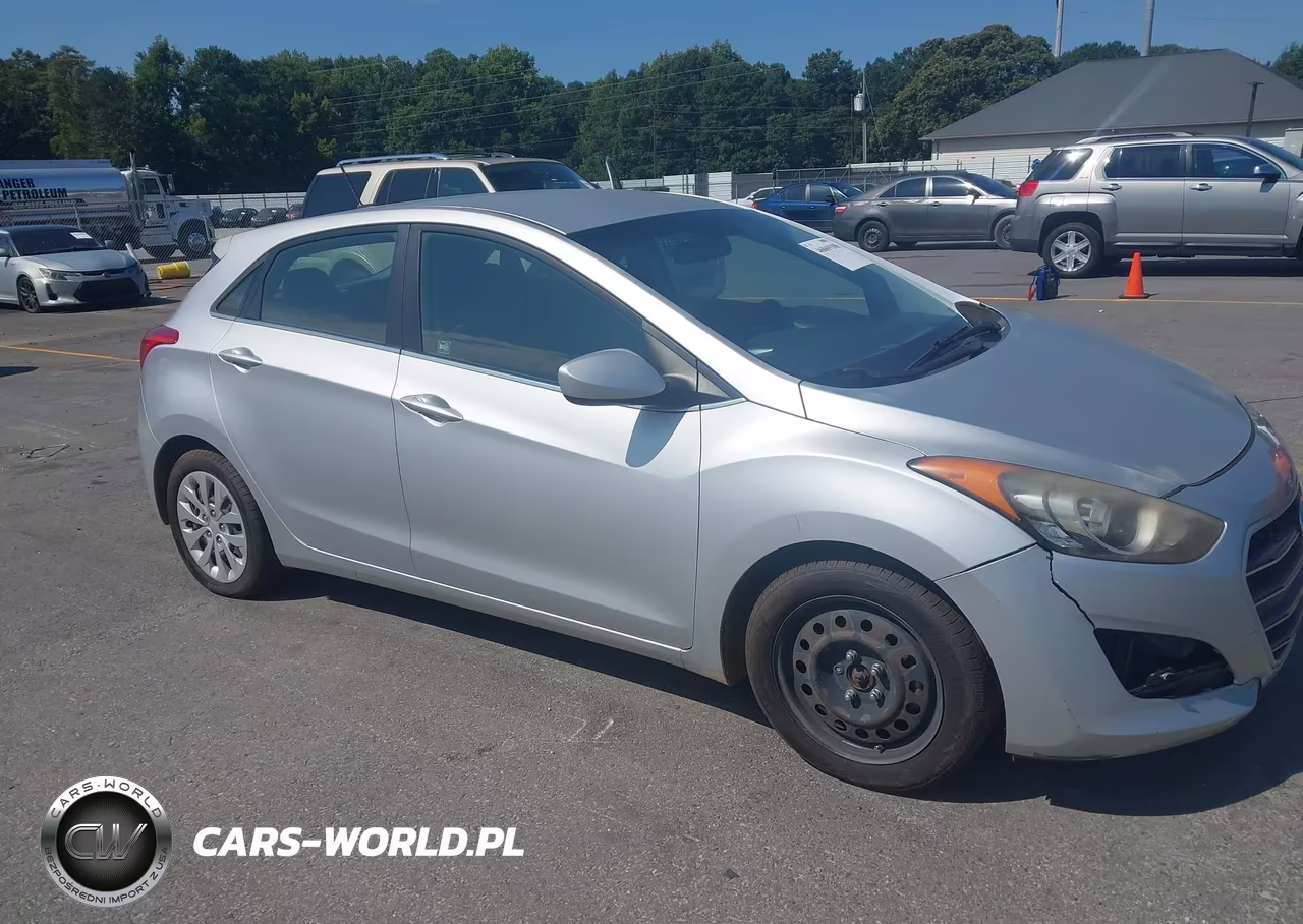 2016 Hyundai Elantra Gt – zdjęcie 1 z 11