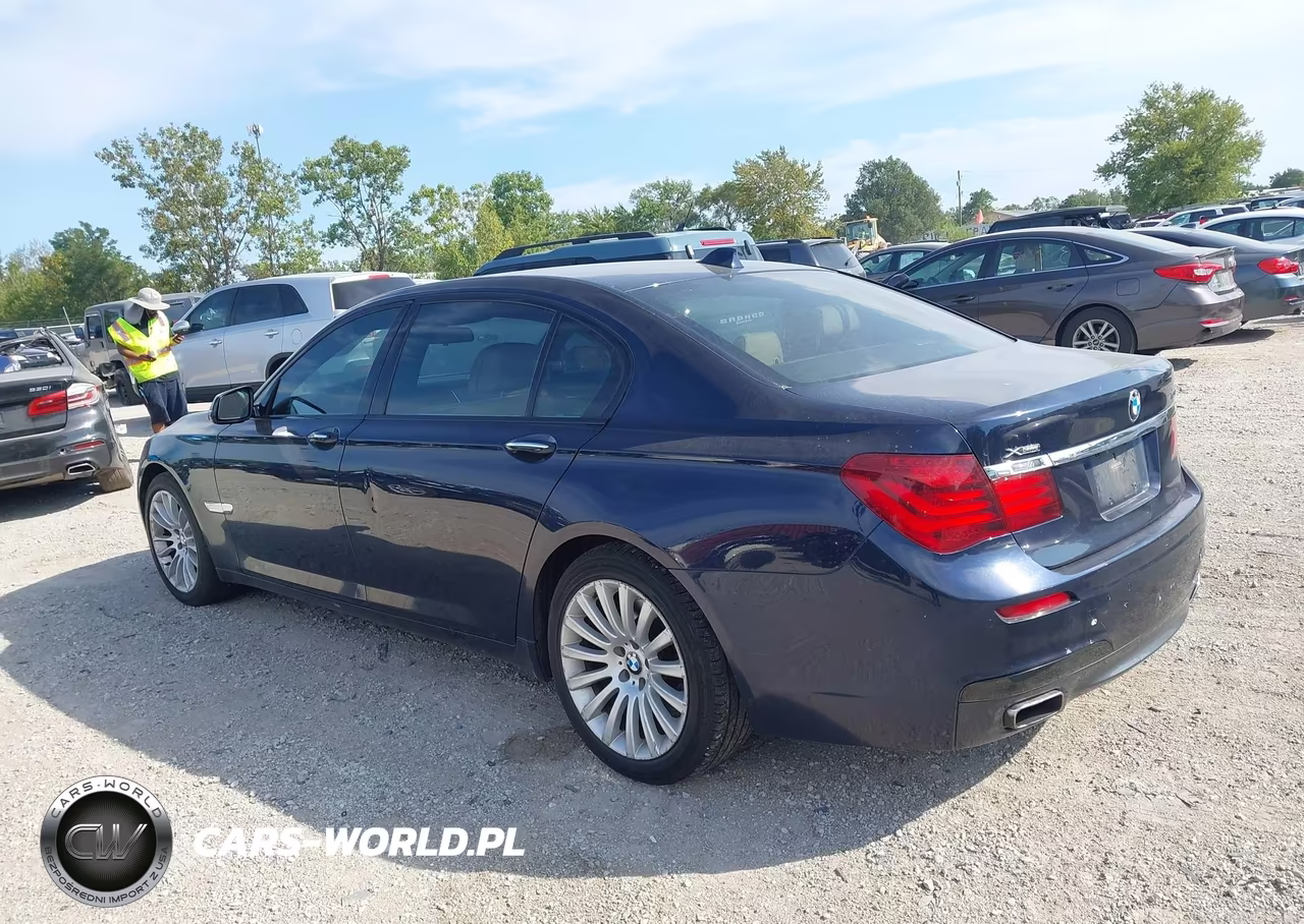 2013 BMW 750Li xDrive VIN:WBAYF8C50DD140424 - 3