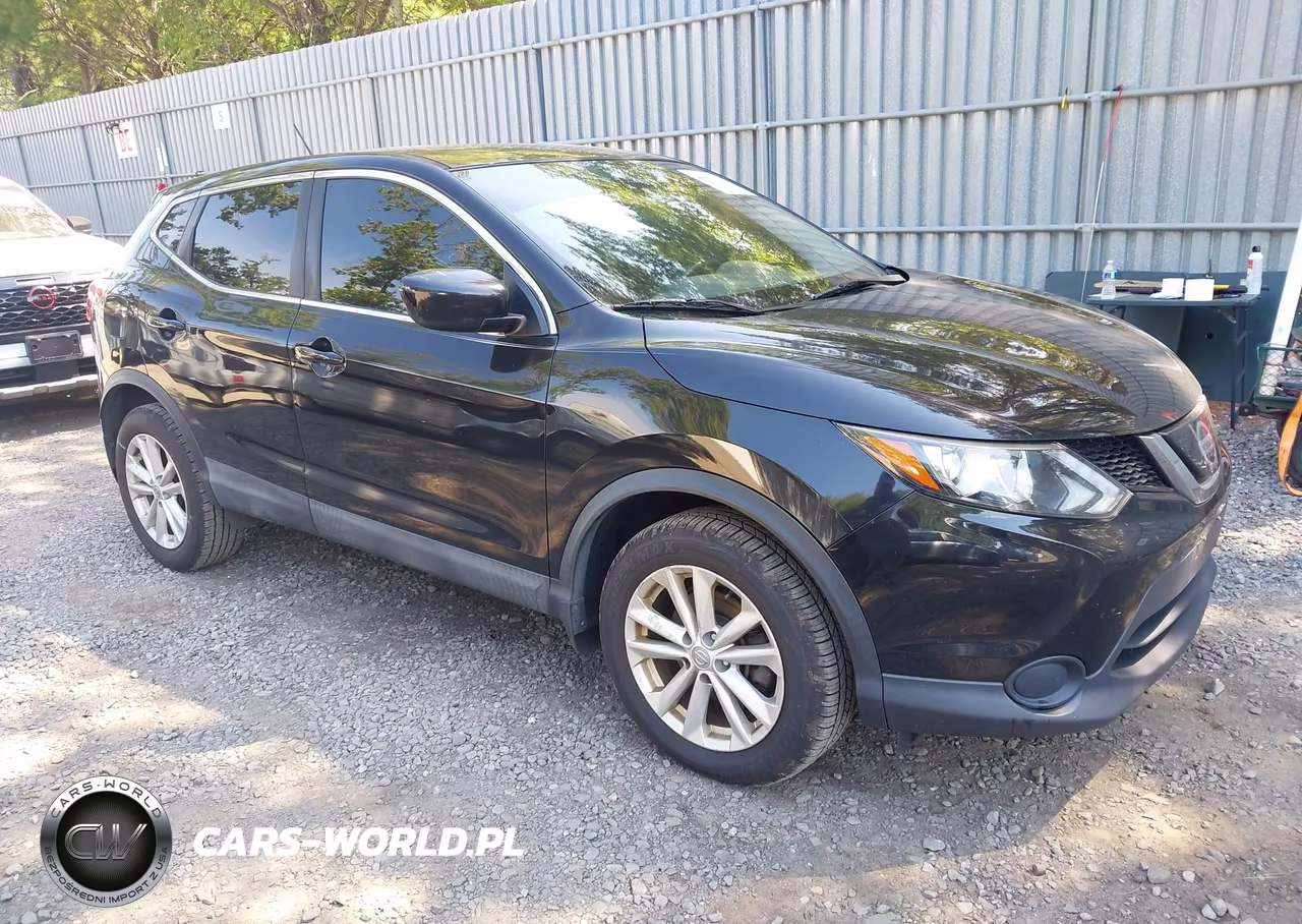 2018 Nissan Rogue Sport S