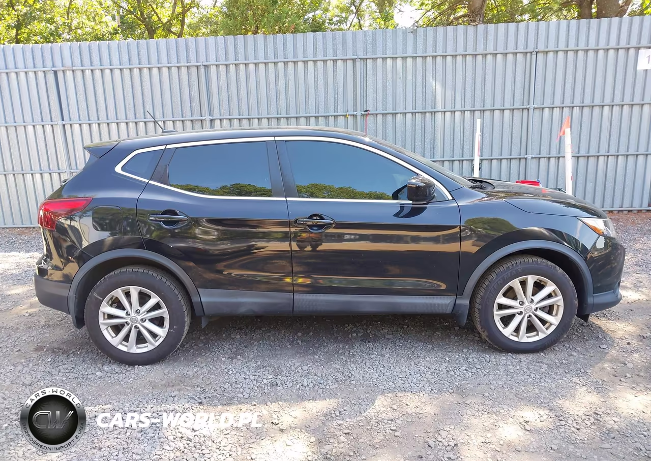 2018 Nissan Rogue Sport S VIN:JN1BJ1CP6JW152578 - 13