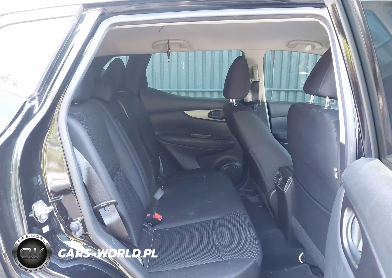 2018 Nissan Rogue Sport S VIN:JN1BJ1CP6JW152578 - 8