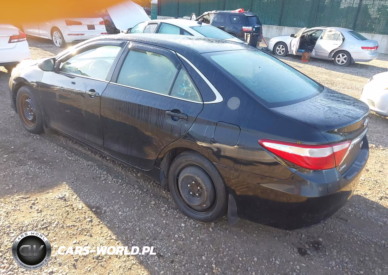 2015 Toyota Camry Hybrid Le VIN:4T1BD1FK8FU155355 - 3