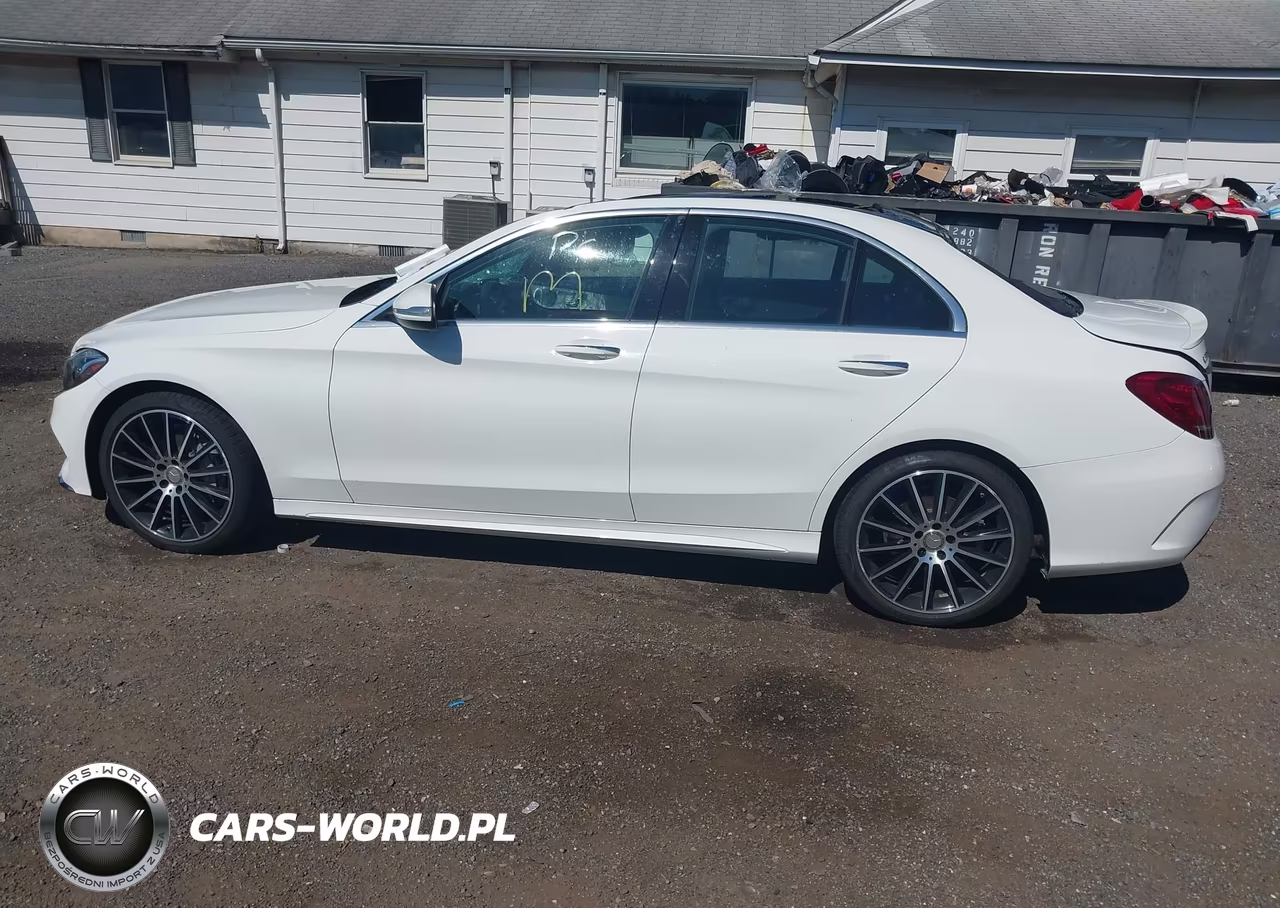 2015 Mercedes-Benz C 300 Sport 4Matic VIN:55SWF4KB4FU058118 - 14