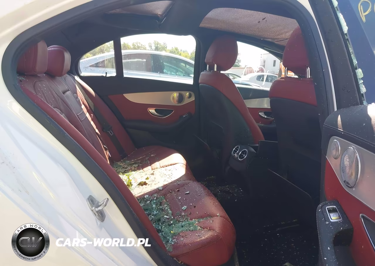 2015 Mercedes-Benz C 300 Sport 4Matic VIN:55SWF4KB4FU058118 - 8