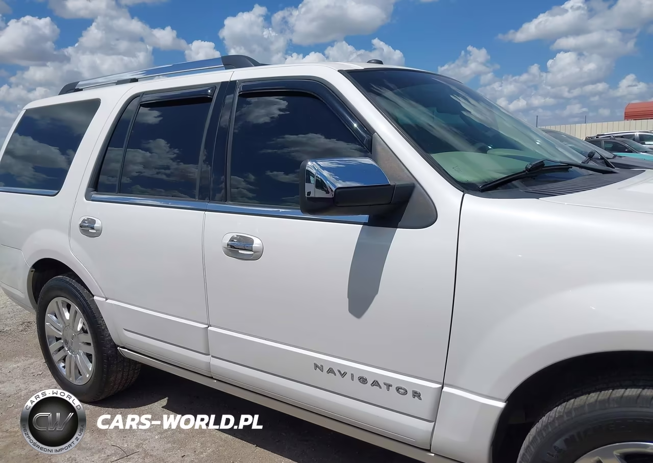 2013 Lincoln Navigator VIN:5LMJJ2J55DEL06541 - 13