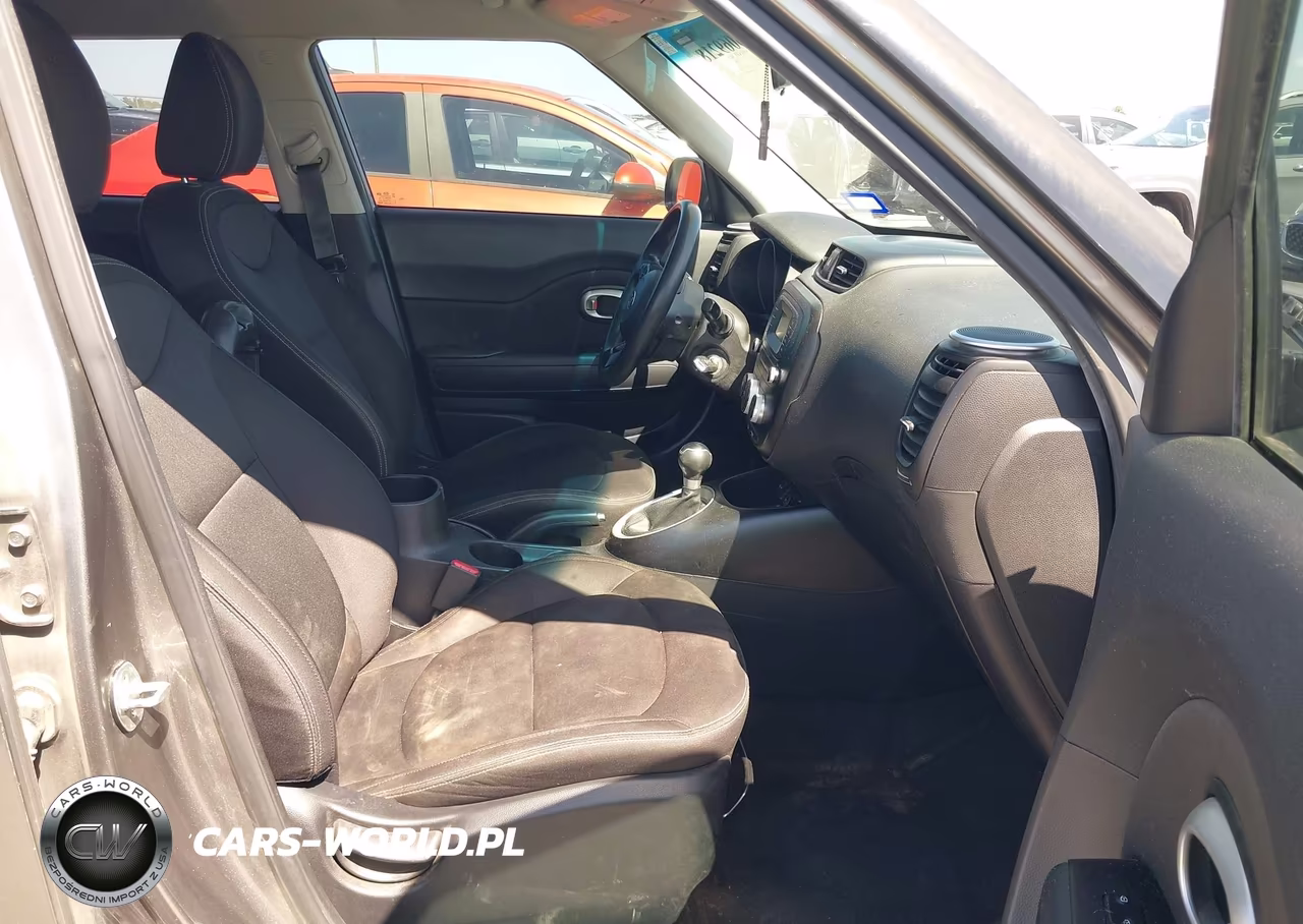 2016 Kia Soul VIN:KNDJN2A26G7268246 - 5