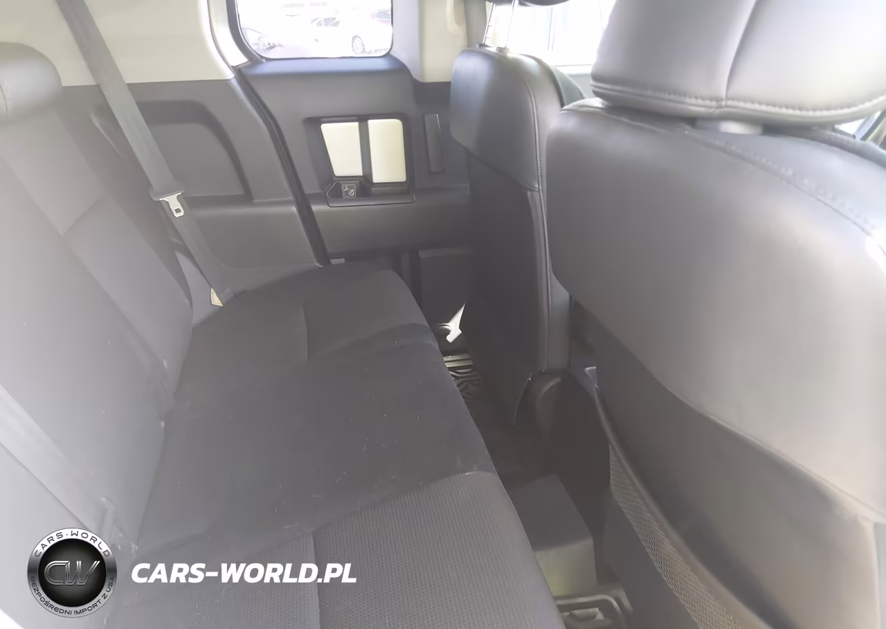 2007 Toyota Fj Cruiser VIN:JTEBU11FX70013625 - 8