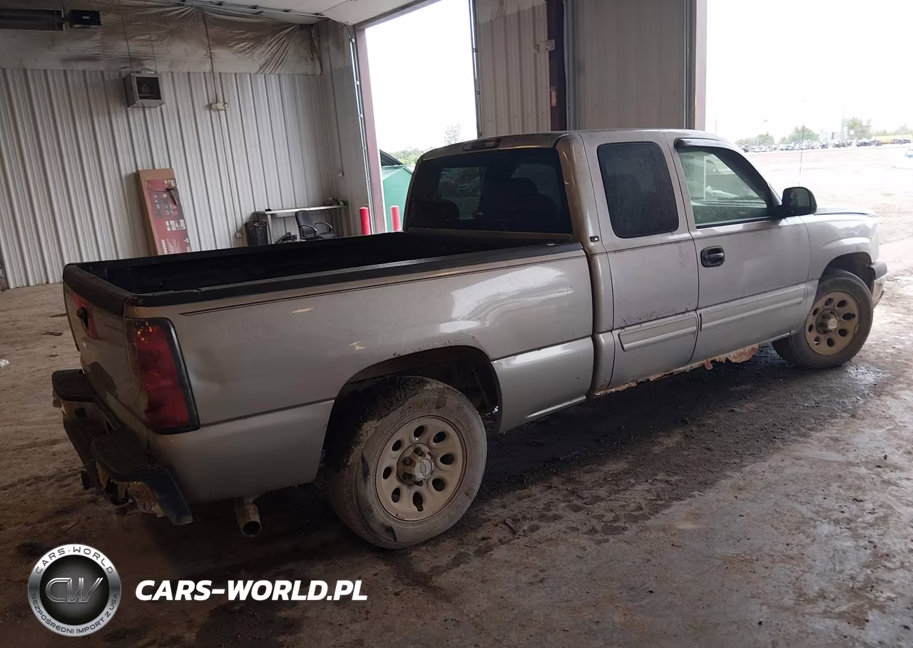 2005 Chevrolet Silverado VIN:2GCEC19T151258720 - 4