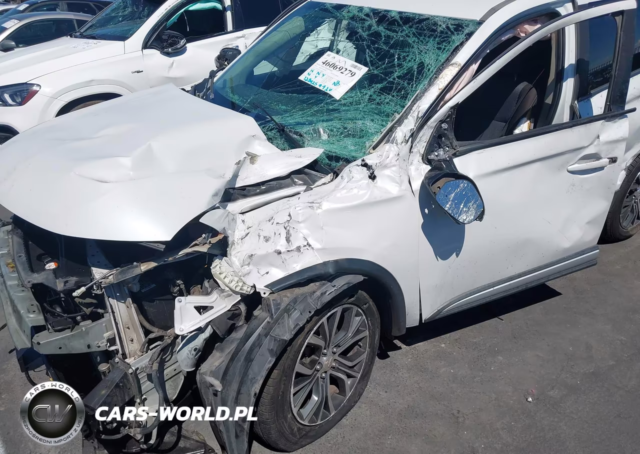 2016 Mitsubishi Outlander Se VIN:JA4AD3A37GZ056083 - 6