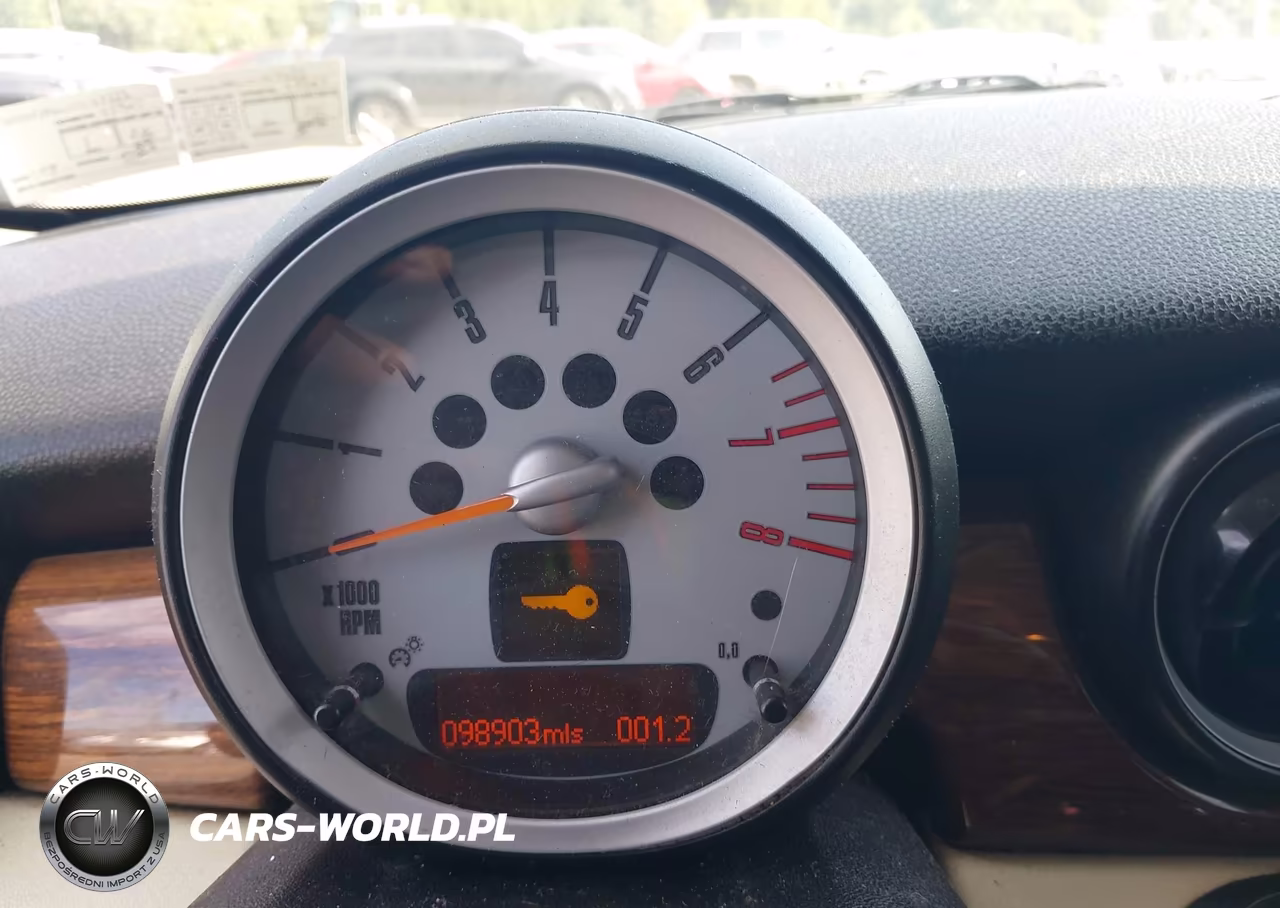 2009 Mini Cooper Clubman VIN:WMWML33579TP97373 - 7