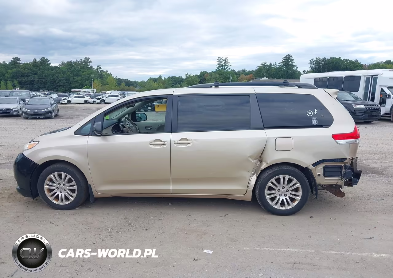 2014 Toyota Sienna Xle V6 8 Passenger VIN:5TDYK3DC6ES484893 - 14