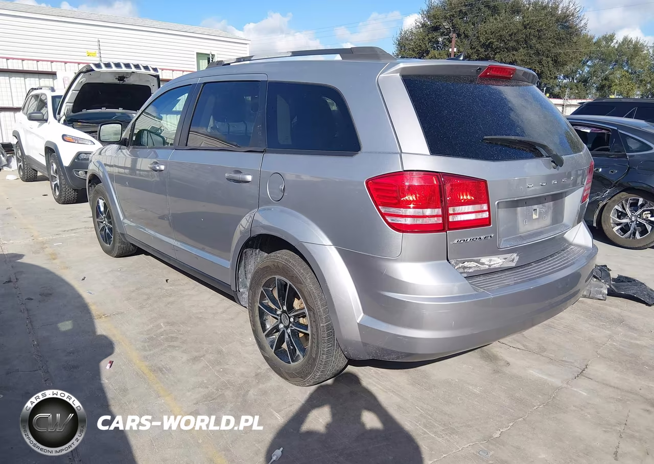 2018 Dodge Journey Se VIN:3C4PDCAB4JT273578 - 3