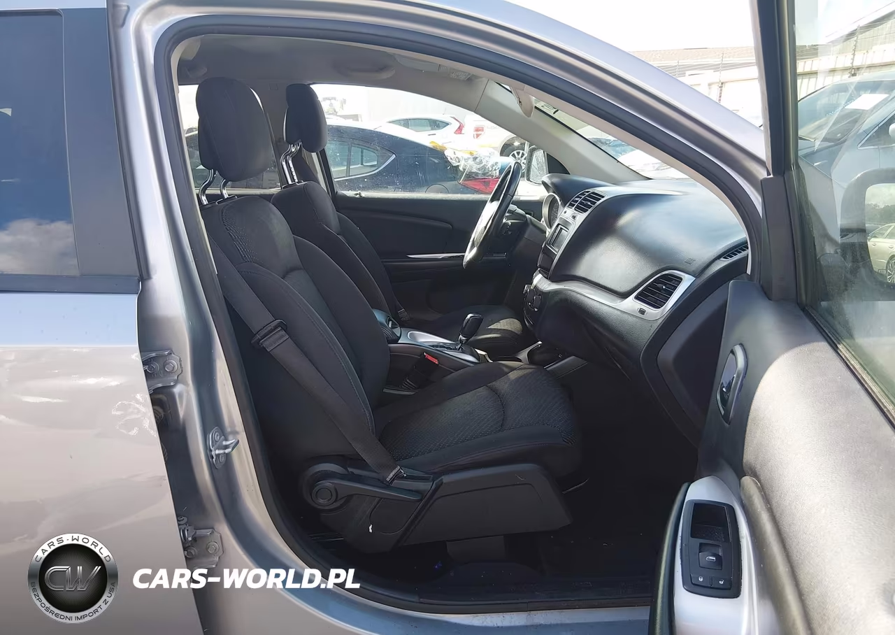 2018 Dodge Journey Se VIN:3C4PDCAB4JT273578 - 5