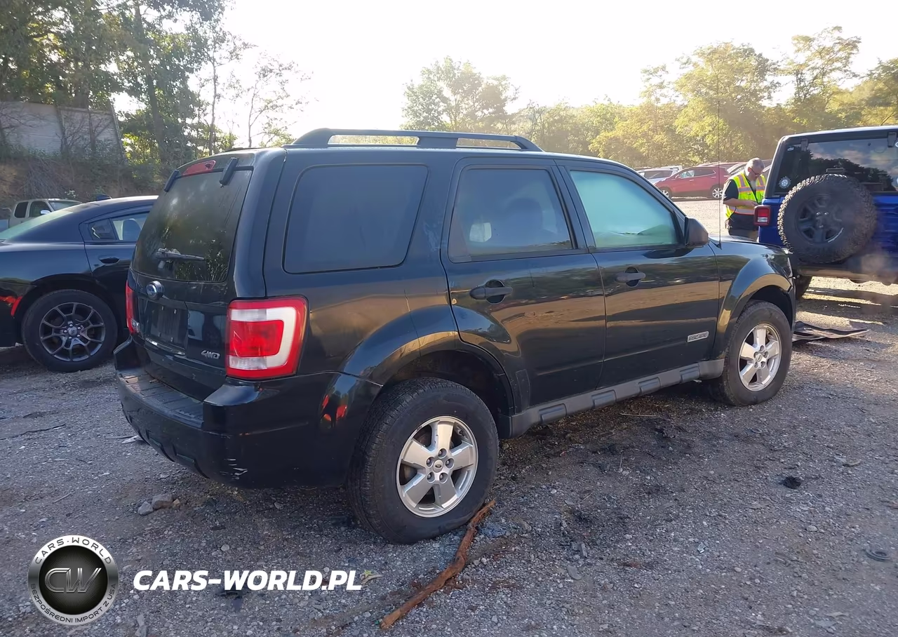 2008 Ford Escape Xlt VIN:1FMCU93Z78KC08811 - 4