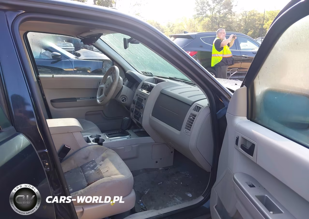 2008 Ford Escape Xlt VIN:1FMCU93Z78KC08811 - 5