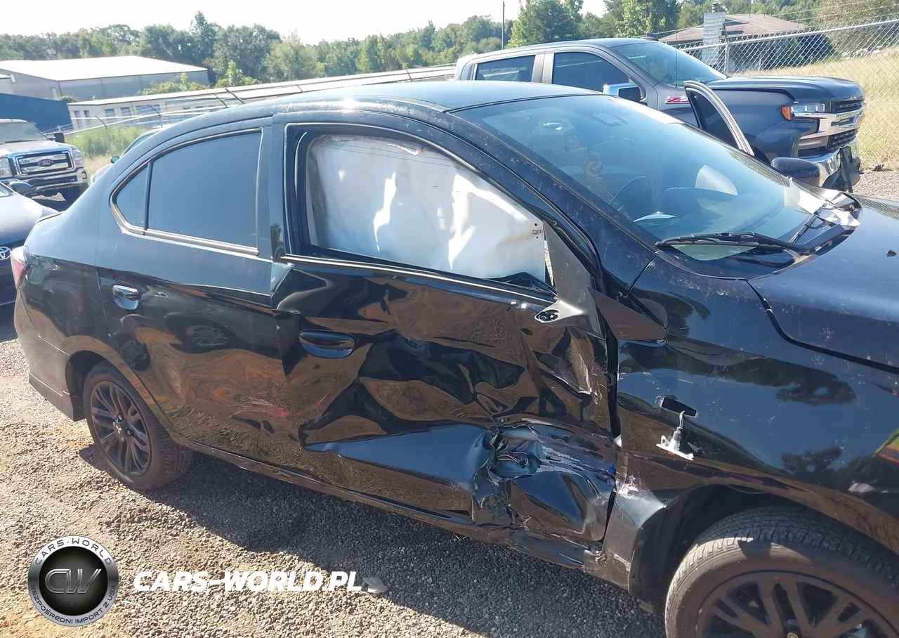 2024 Mitsubishi Mirage G4 Black Edition VIN:ML32FUFJ9RHF15128 - 6