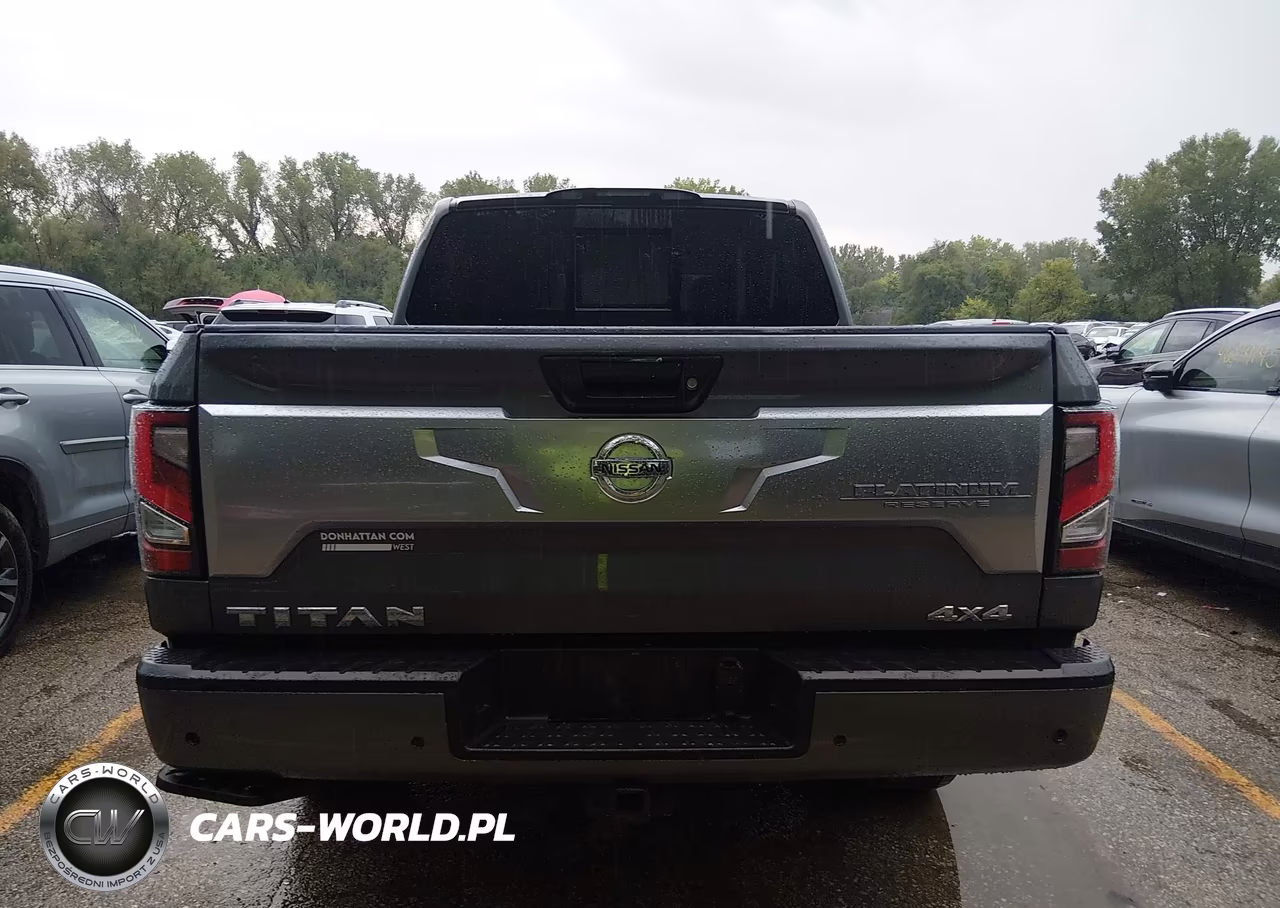 2021 Nissan Titan Platinum Reserve 4X4 VIN:1N6AA1ED1MN532480 - 16