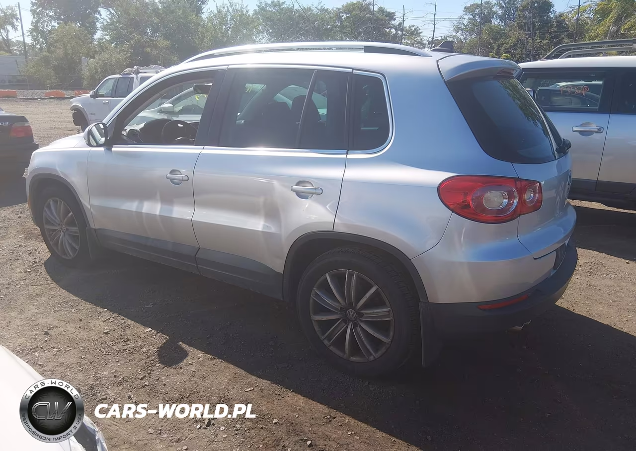 2011 Volkswagen Tiguan Se VIN:WVGBV7AX7BW560060 - 3