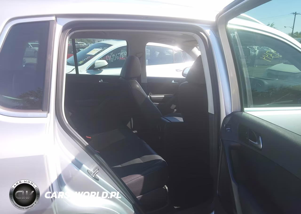 2011 Volkswagen Tiguan Se VIN:WVGBV7AX7BW560060 - 8