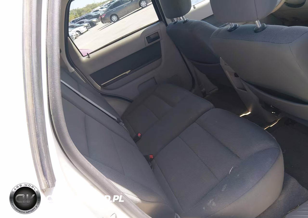 2009 Ford Escape Xlt VIN:1FMCU03779KA37229 - 8
