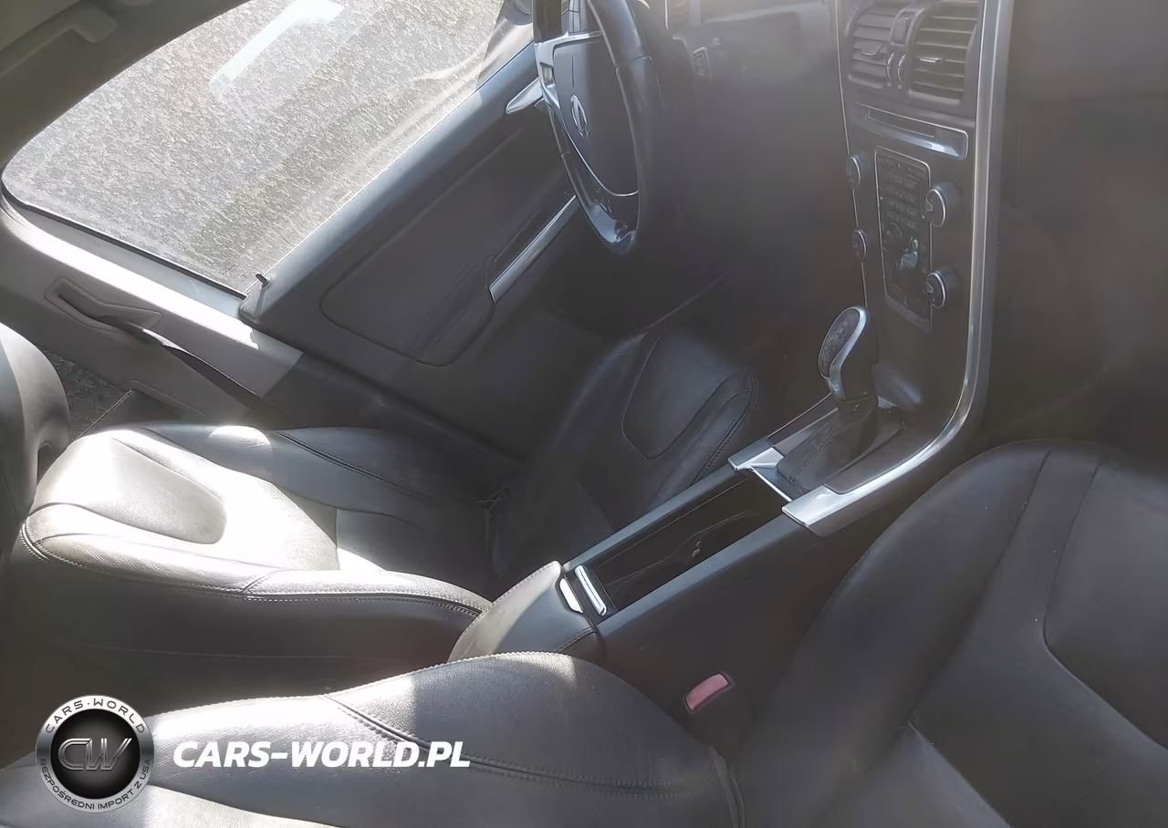 2015 Volvo Xc60 T5 Premier VIN:YV440MDB5F2577962 - 5