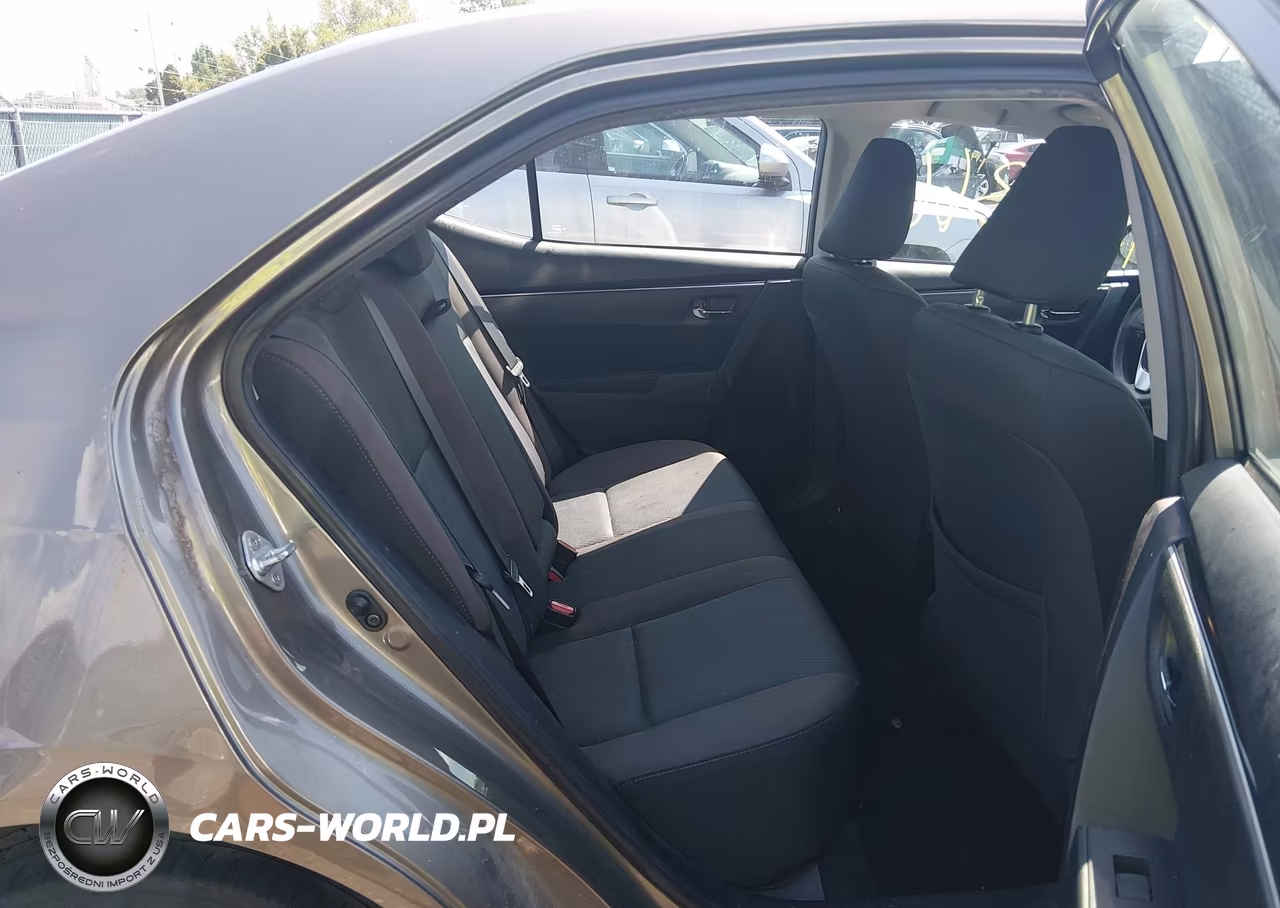 2017 Toyota Corolla Le VIN:2T1BURHE2HC958415 - 8