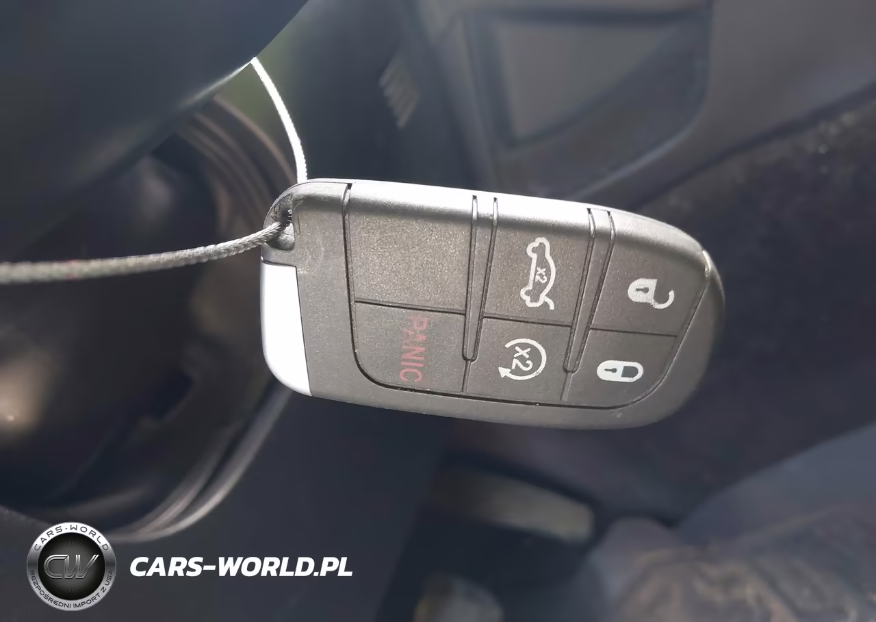 2018 Dodge Challenger Sxt Plus VIN:2C3CDZAG6JH216986 - 11