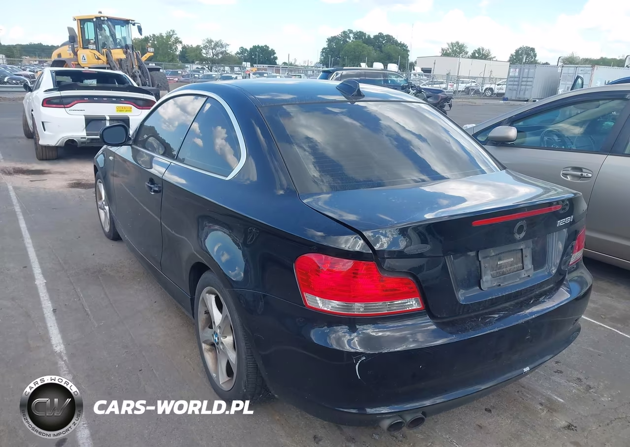 2011 BMW 128I VIN:WBAUP7C57BVK78636 - 3
