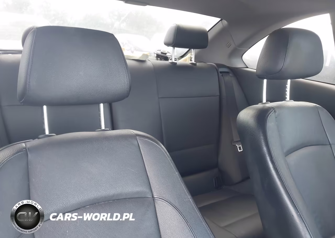 2011 BMW 128I VIN:WBAUP7C57BVK78636 - 8