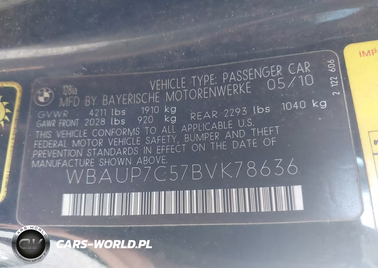 2011 BMW 128I VIN:WBAUP7C57BVK78636 - 9
