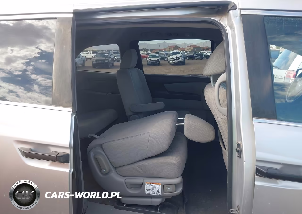 2013 Honda Odyssey Lx VIN:5FNRL5H23DB057706 - 8