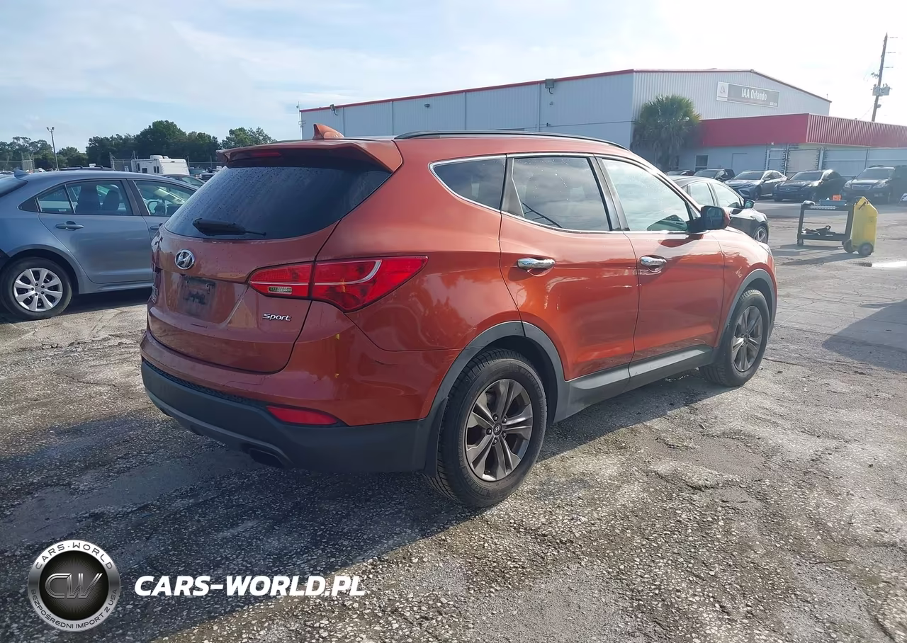 2016 Hyundai Santa Fe Sport 2.4L VIN:5XYZU3LB8GG334713 - 4